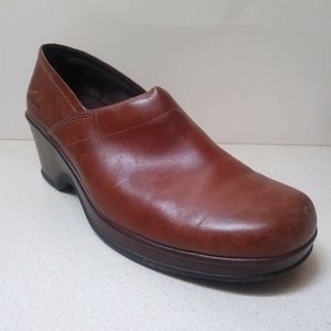 Eastland 9.5M Womens Leather Loafers Slip On Wedge Clog Platform Heeled Comfort